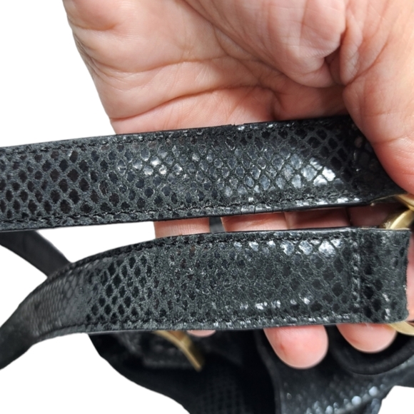 Cole Haan Women's Black Shoulder Bag Shiny Snake Skin Drawstring - Picture 7 of 16